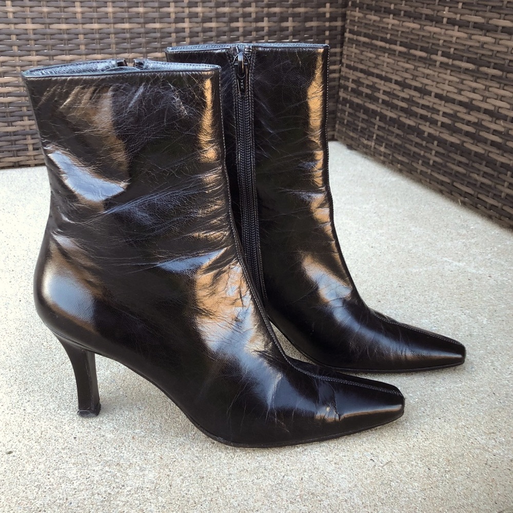 Stuart Weitzman Black Narrow AA Heel Ankle Boots